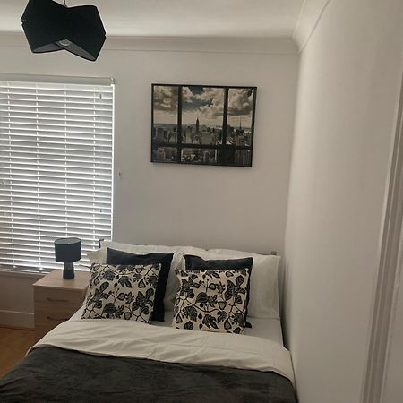 Central Stratford Cozy Double Room Londres Exterior foto