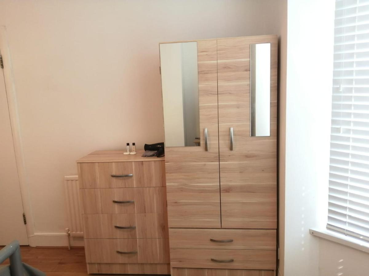 Central Stratford Cozy Double Room Londres Exterior foto