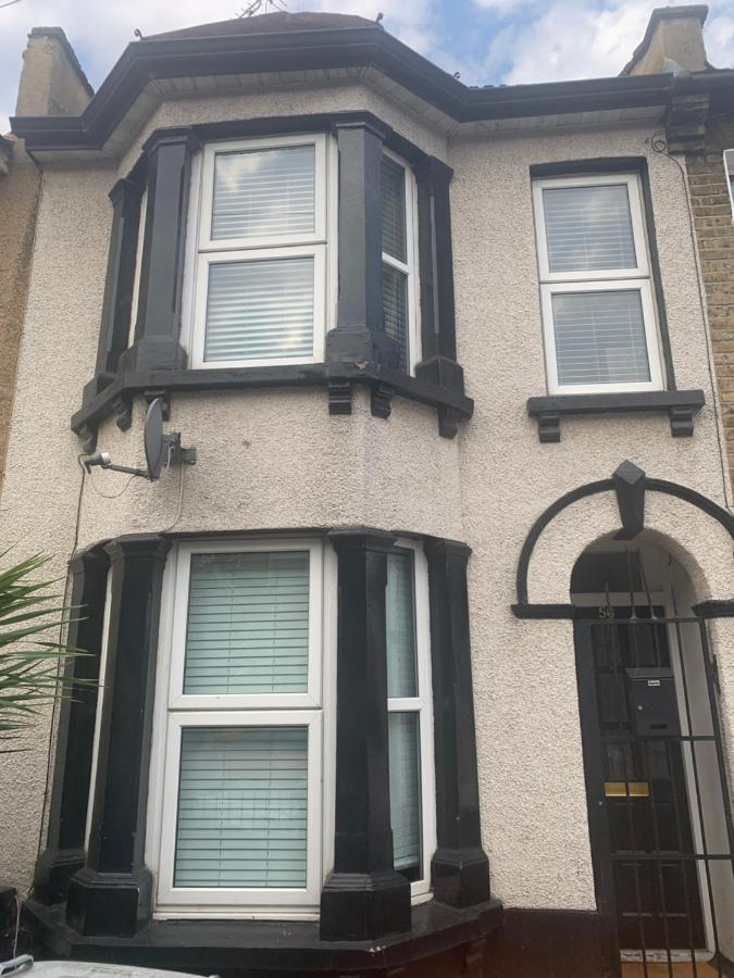 Central Stratford Cozy Double Room Londres Exterior foto