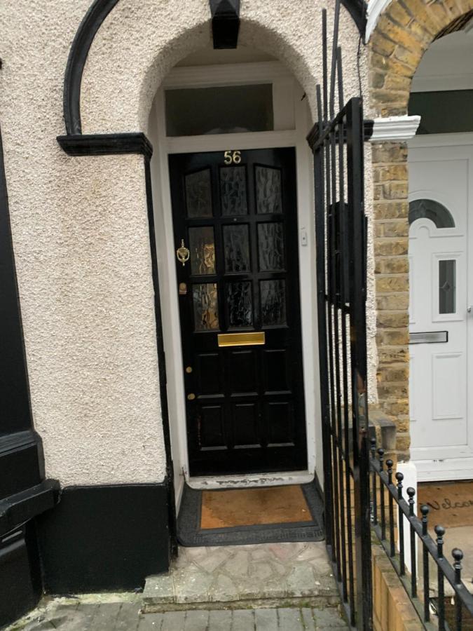 Central Stratford Cozy Double Room Londres Exterior foto