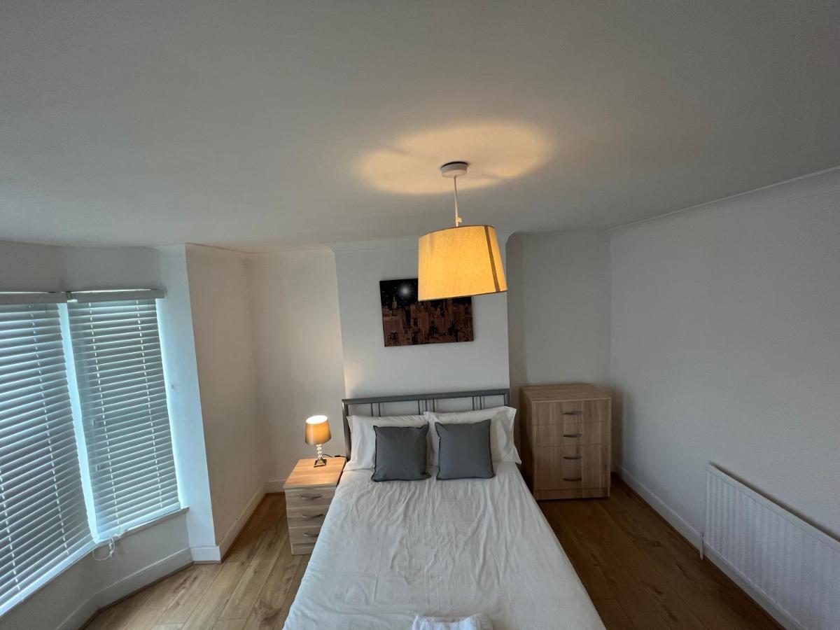 Central Stratford Cozy Double Room Londres Exterior foto