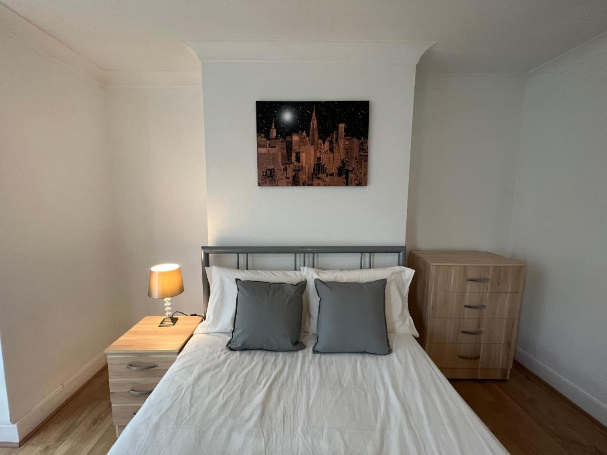 Central Stratford Cozy Double Room Londres Exterior foto