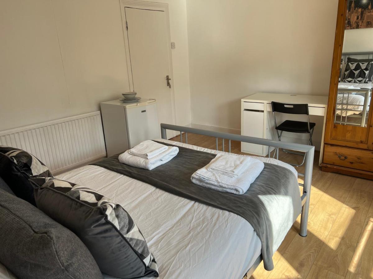 Central Stratford Cozy Double Room Londres Exterior foto