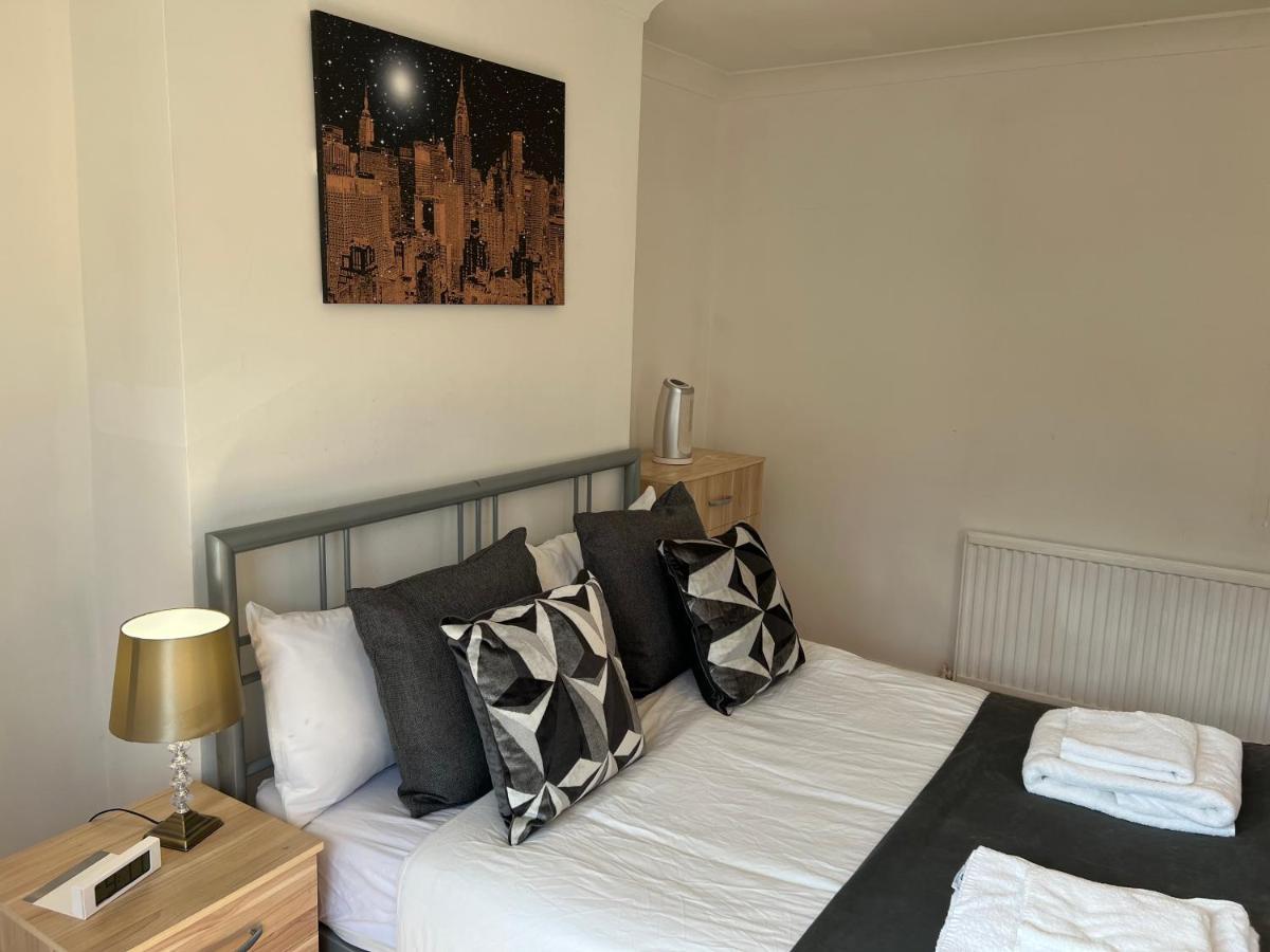 Central Stratford Cozy Double Room Londres Exterior foto